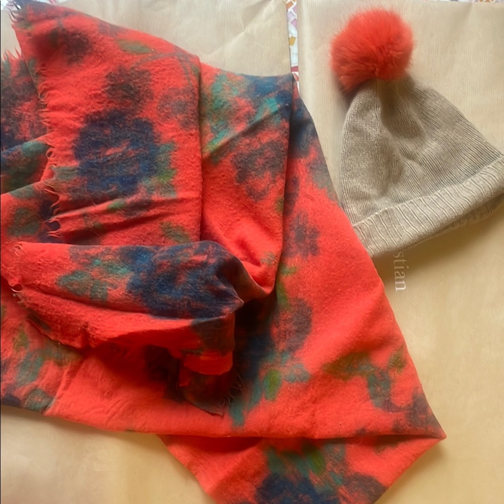 Matching wool scarf & hat